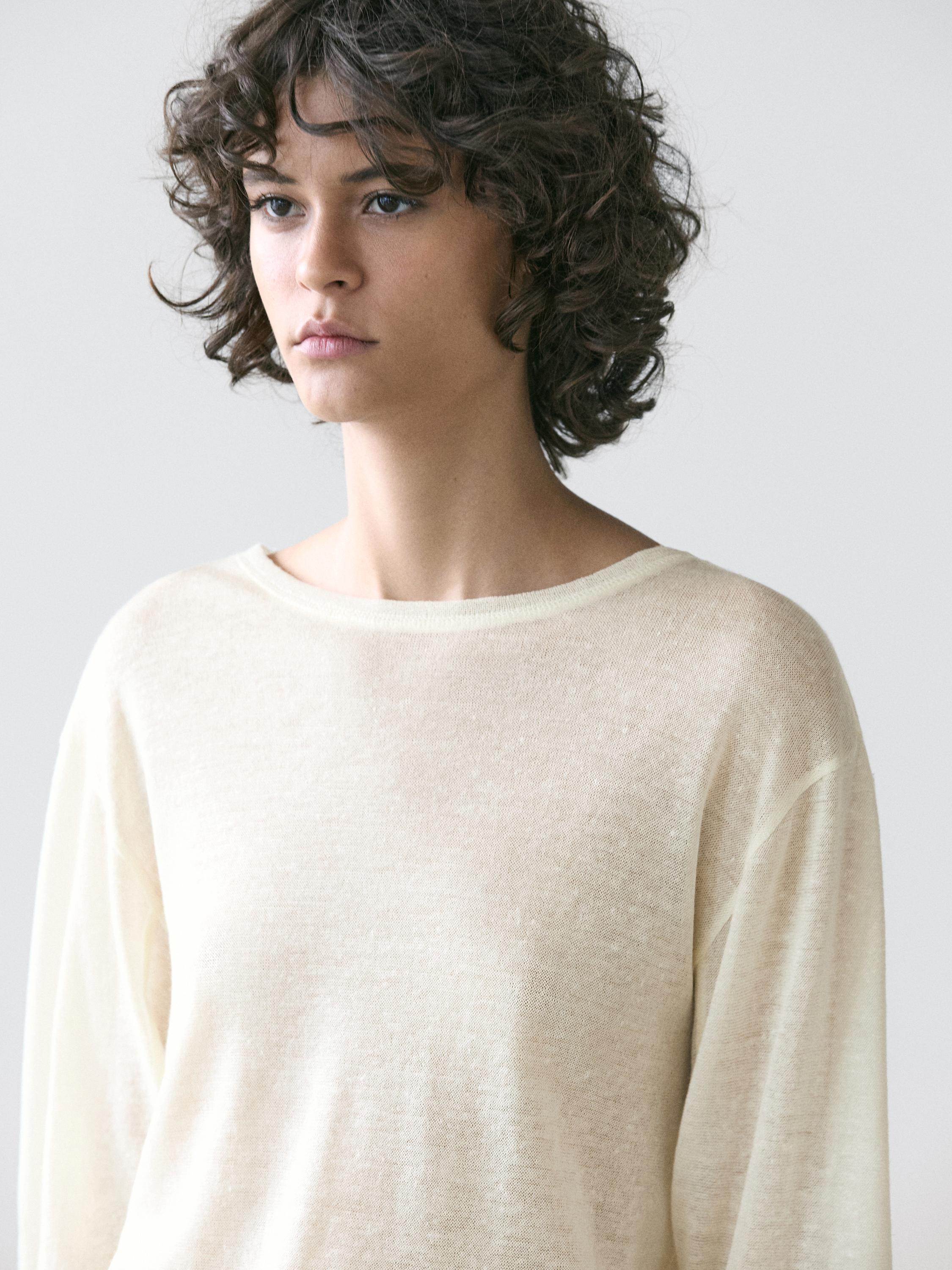 Lightweight wool linen blend T-shirt